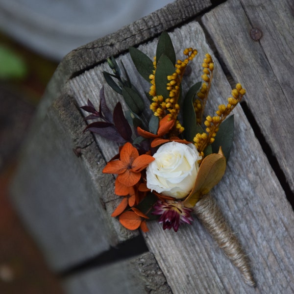 Boutonnière de mariage rustique, Boutonnière séchée Woodland, Mariage vintage ou champêtre, Boutonnière de fleurs séchées