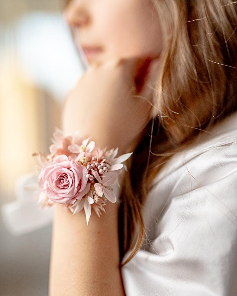 Set Di 2 Corsage Da Polso E Boutonniere AUEAR – Argento E Rosa – Accessori Per Matrimonio - 2