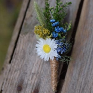 Meadow buttonhole , Folk wedding boutoniere , Colourful wedding buttonhole