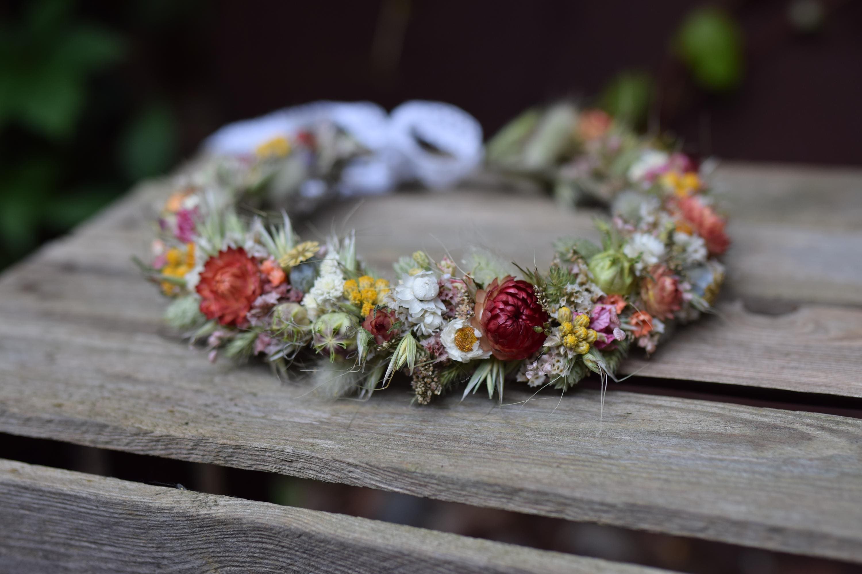 Corona di fiori con rose e peonia, ghirlanda di capelli, con nastro regolabile, festa di nozze (bianco