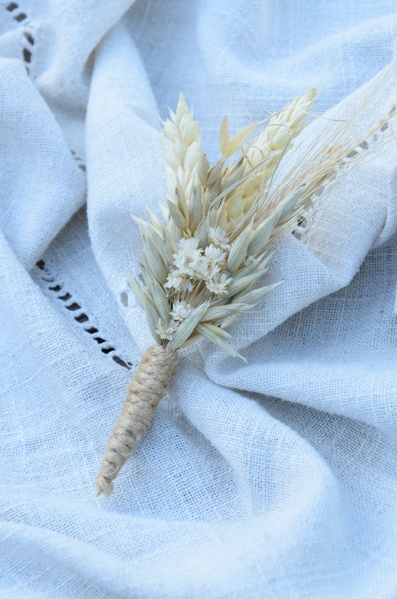 Rustic wedding buttonhole, Woodland dried boutonniere, Vintage or country wedding, Dried Flower Grooms Buttonhole image 1