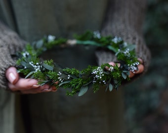 Christmas flower crown with eucalyptus, Wedding forest crown, Winter Green wreath, Wreath of dried and stabilized flowers, Rustic wedding