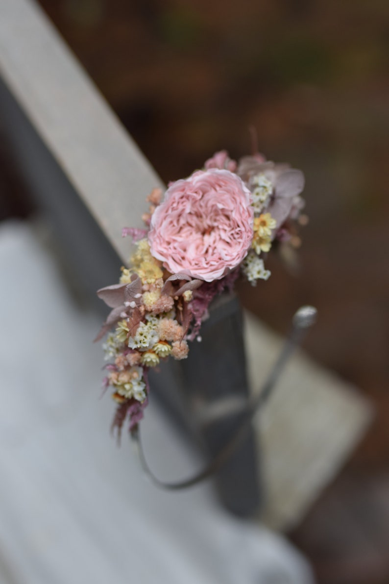 Romantisch, pastel hoofdband, pastel hoofdkrans gemaakt van gedroogde bloemen, pastel bruiloft afbeelding 2