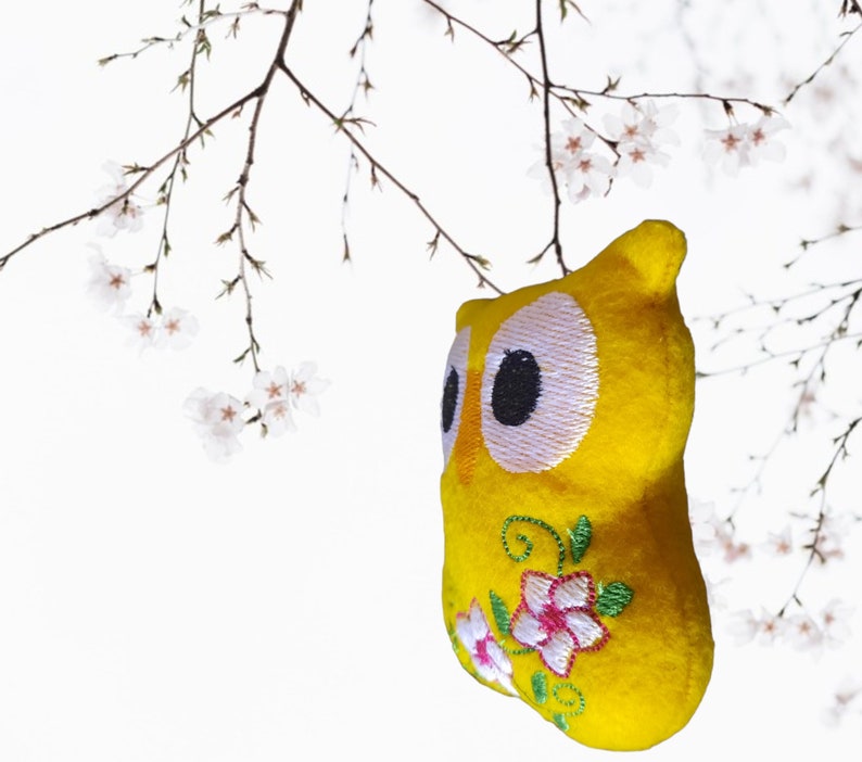 Lucky charm, owl, lucky owl, FLOWERS yellow, size 9 x 7.5 cm image 3
