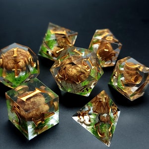 Handmade DnD Resin Dice Set, Forest Mushroom Moss dice set, Sharp Edge DnD Dice for Druid