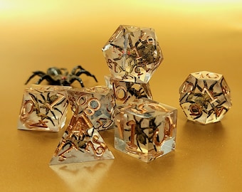 Resin Würfelset: Sharp Edge Polyeder mit Spinne - TTRPG DnD