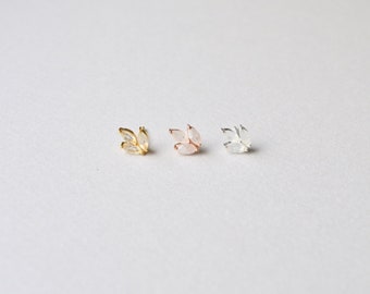 Gem Collection: Gracie rainbow moonstone stud earrings made of 925 sterling silver | gold plated, rose gold plated, silver | Bridal jewelry