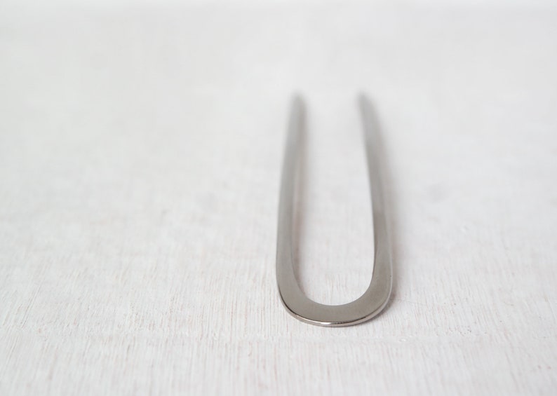 Forged titanium hair fork image 1