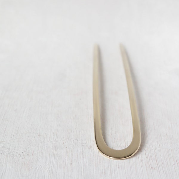 forged brass hair fork with round prongs