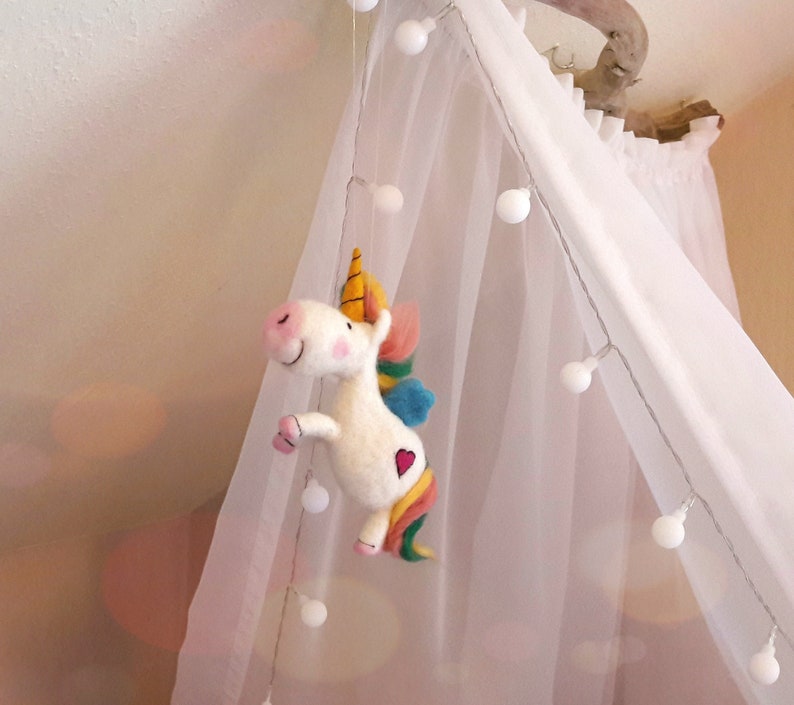 Zuckersüßes Einhorn Corny handgefilzt filz unicorn Geschenk Geburt Geburtstag Taufe Mädchen Frau Freundin Mobile Kinderzimmer dekoration zdjęcie 1