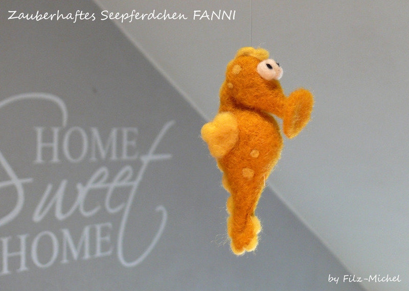 Sweet seahorse in desired colors felting felt seahorse sea creatures mobile window decoration children's room bathroom decoration pendant