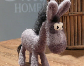 Encantador burro EMIL, hecho a mano con fieltro, fieltro, animales de fieltro, figura de fieltro, granja, móvil, decoración de guardería, colgante, regalo para bebé, coche