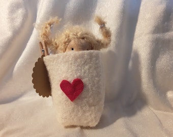 Angel-to-go in a felt bag