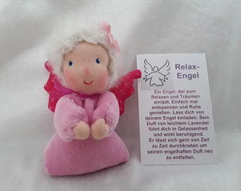 Small relaxation angel 9 cm with lavender flowers