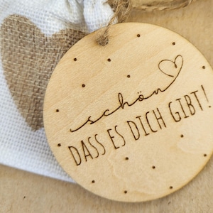 Etichetta regalo XL "è bello che tu esista" in legno