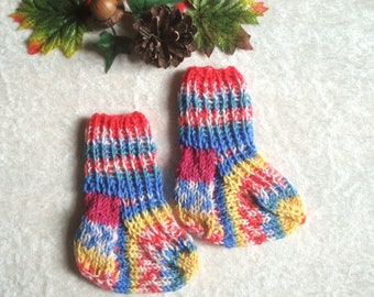 Baby Söckchen Socken aus Sockenwolle baby socks