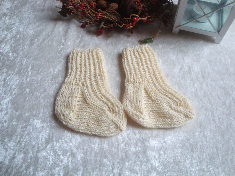 Baby socks made of pure new wool, foot length approx. 9 cm baby socks image 1