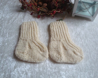 Baby socks, thicker socks made of pure new wool, foot length approx. 9 cm baby socks