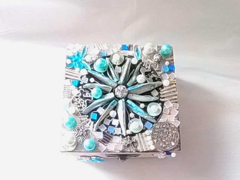 Wooden box, mosaic, gift box, jewelry container, box with mosaic stones, turquoise mosaic stones, turquoise box, casket with mosaic stones jewelry image 4