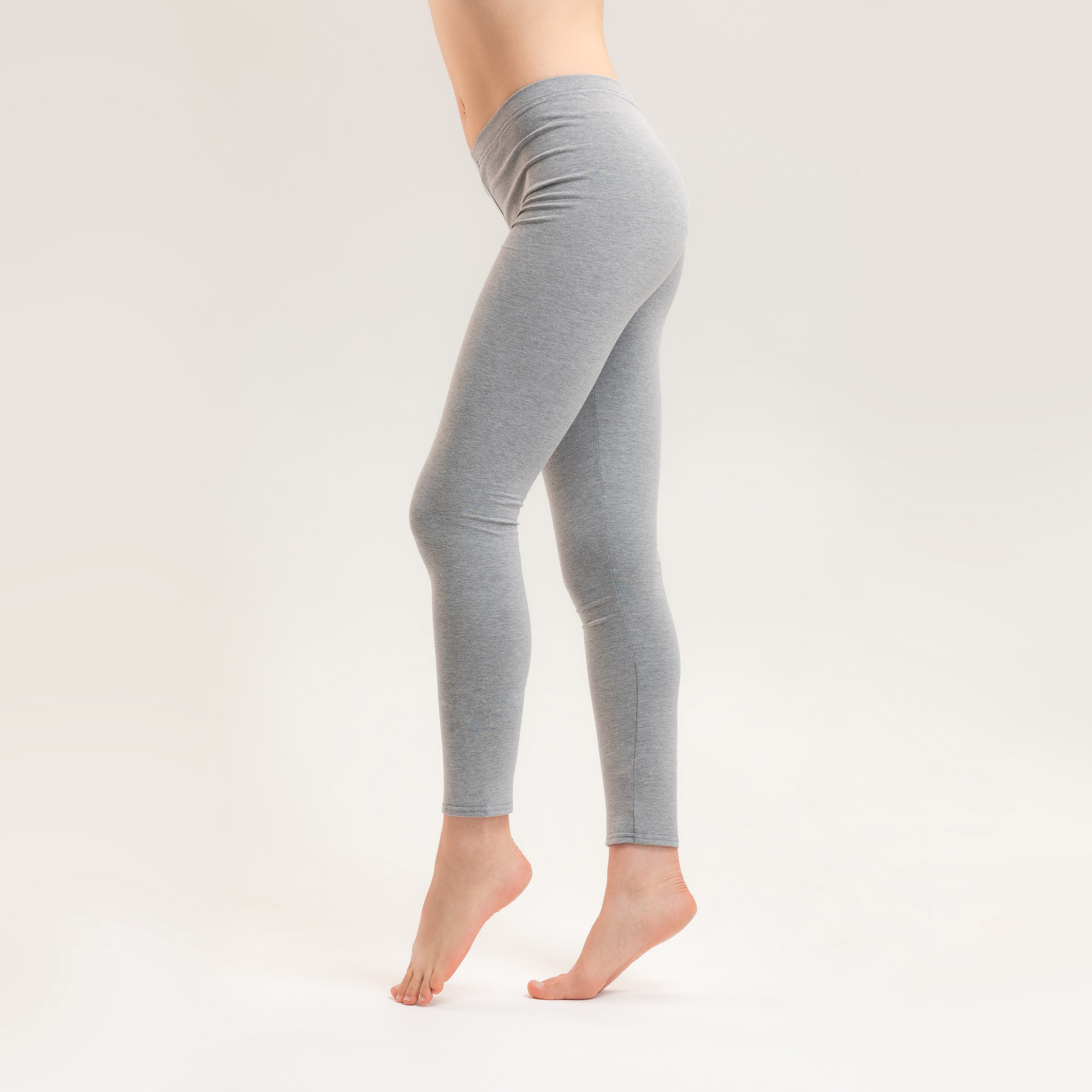 Light Grey Solid Yoga Leggings, Pastel Gray Color Women's Long