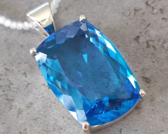 Topaz pendant faceted 925 sterling silver handmade healing stone A1258