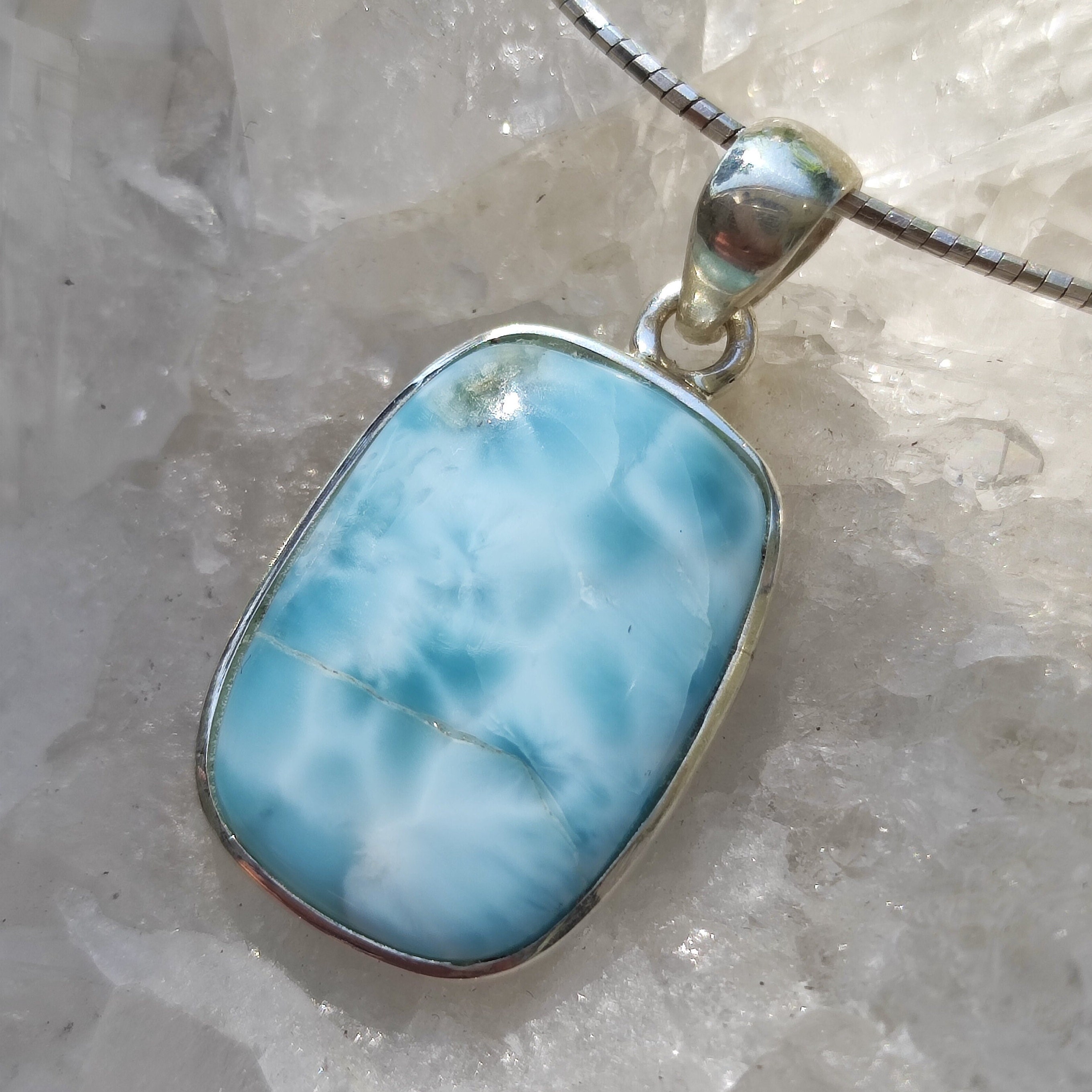 Larimar Atlantis stone Dom.Rep. Healing Stone Pendant 925 Sterling Silver A1385