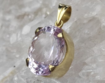 Kunzite healing stone pendant faceted 18k gold handmade rarity A1332