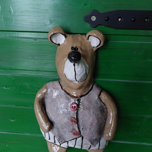 Wall decoration BEAR made of ceramic – lovingly modeled bear for the wall - unique piece