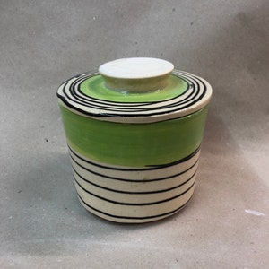 French water butter dish for 250g in blue or green