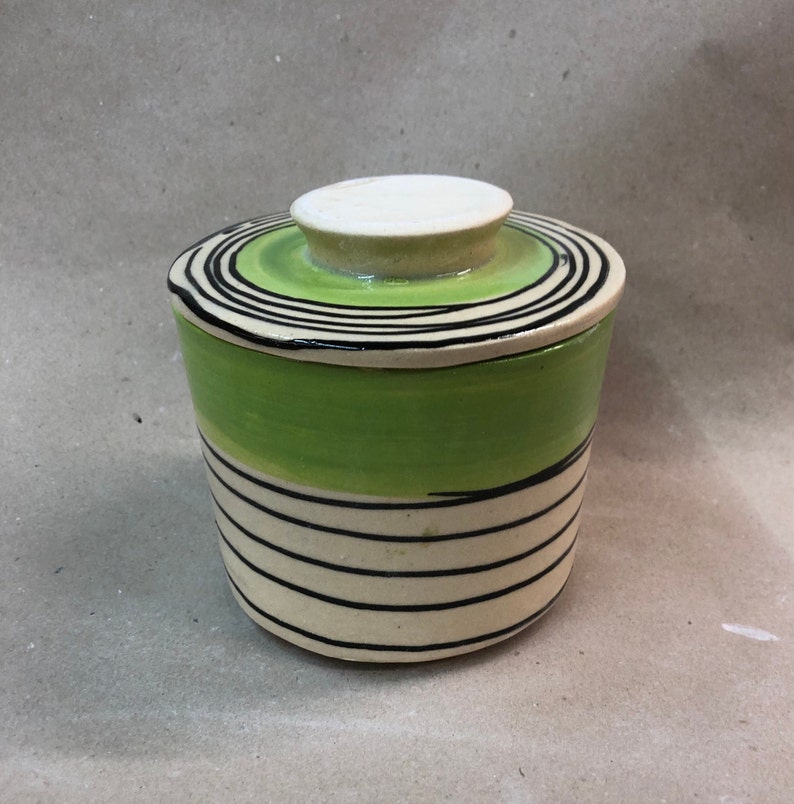 French water butter dish for 250g in blue or green image 1