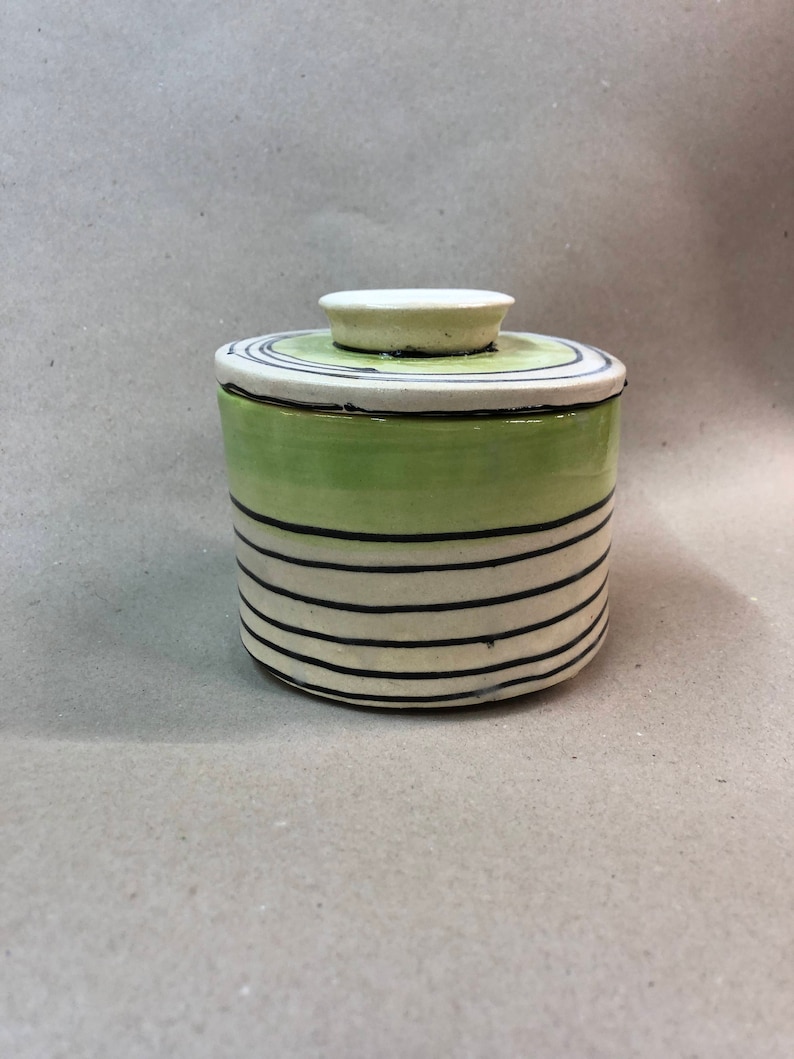 French water butter dish for 250g in blue or green image 9