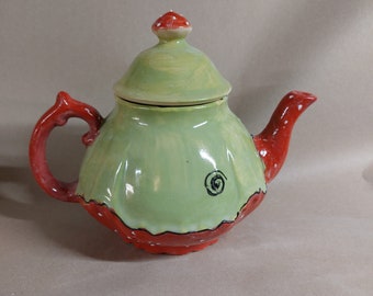 Pot teapot "Montpetit" ceramic 1.5 liters handmade in strawberry design