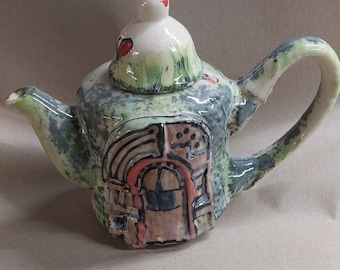 Teapot "Gartenhaus" ceramic 0.75 liter unique