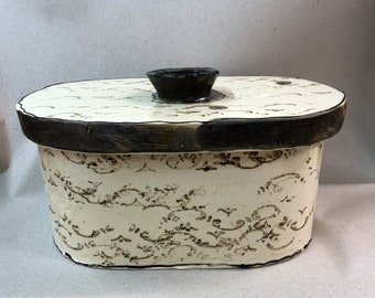 Small oval bread bin for singles, ceramic bread box in shabby chic style - made to order.