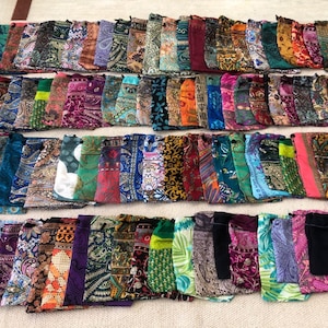 Recycled silk pouches, Packaging pouches, Jewelry gift pouches, Gems stones packing, Gifts packing pouches, Silk sari pouches, Size 10x13cm.