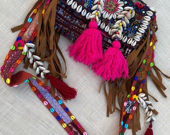 Lote de 10 bolsos Banjara vintage: Clutch bohemio bordado a mano, en diferentes colores