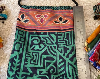 Lot 500 Recycled Silk Sari Drawstring Bags: Colorful Gift Packaging, 20x15 cm