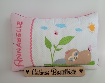 Geburtskissen, Namenskissen, Kissen personalisiert, Geschenk zur Geburt, Kissen mit Namen, Kissen Kinder, Baby Kissen, Kissen Faultier