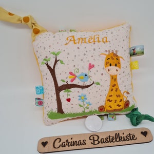 Spieluhr, Spieluhr Giraffe, Spieluhr Baby, Spieluhr mit Wunschmelodie, Kissen personalisiert, Geschenk zur Geburt, Kissen mit Namen Bild 5