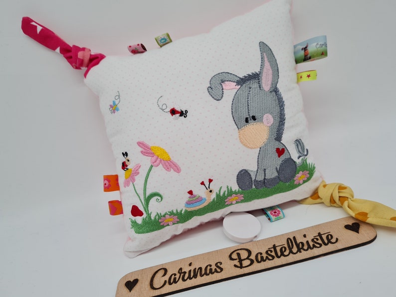 Spieluhr, Eselchen, Spieluhr Baby, Spieluhr mit Wunschmelodie, Kissen personalisiert, Geschenk zur Geburt, Kissen mit Namen Bild 5