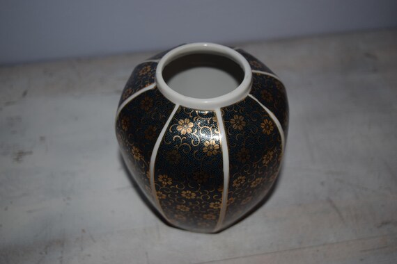 Vintage Shibata Porcelain Vase From Japan Etsy