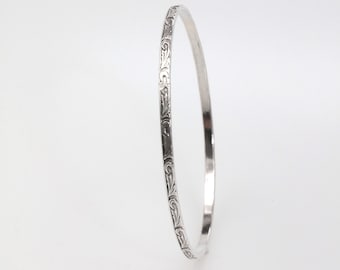 Vintage silver flower bangle bracelet