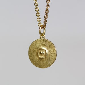 Disc pendant with heart made of gold 750, 16 mm, 13 mm and 9 mm, solid 18k gold pendant, hammered gold disc, goldsmith's work