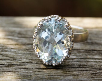 Solitaire ring, cocktail ring, aquamarine, white gold, basket, filigree, unique piece, goldsmith, Kathi Breidenbach