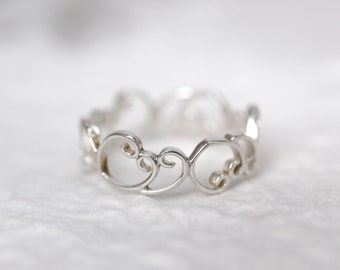 Heart-shaped ring made of 925 silver, stacking ring, goldsmith Kathi Breidenbach