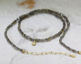 Delicate gemstone necklace, necklace with 18k gold clasp, chased and hammered, goldsmith's work