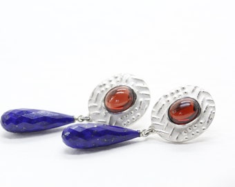 Earrings with studs, garnet cabochon and lapis lazuli drops, hammered from 925 sterling silver, goldsmith's work