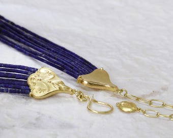 Lapis lazuli necklace with 750 gold clasp, goldsmith's work