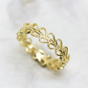 Ring made of delicate filigree, 18 carat, to combine or wear solo, collector&#39;s ring, stacking ring, goldsmith Kathi Breidenbach