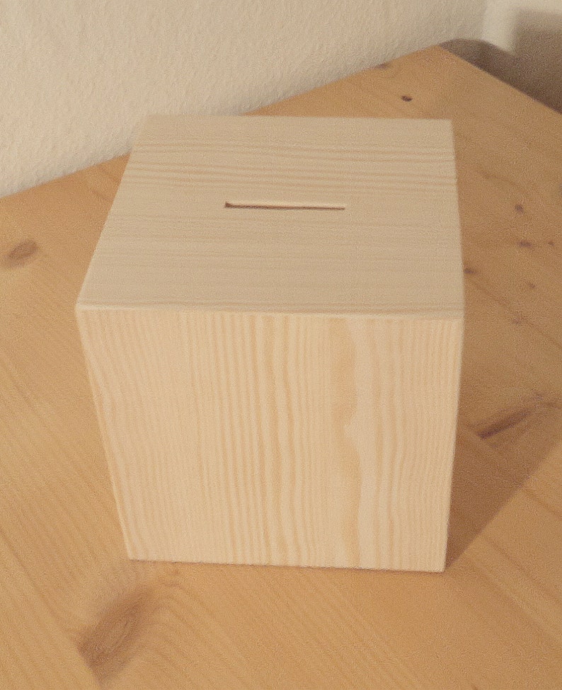 Spardose Würfel aus Holz Bild 3